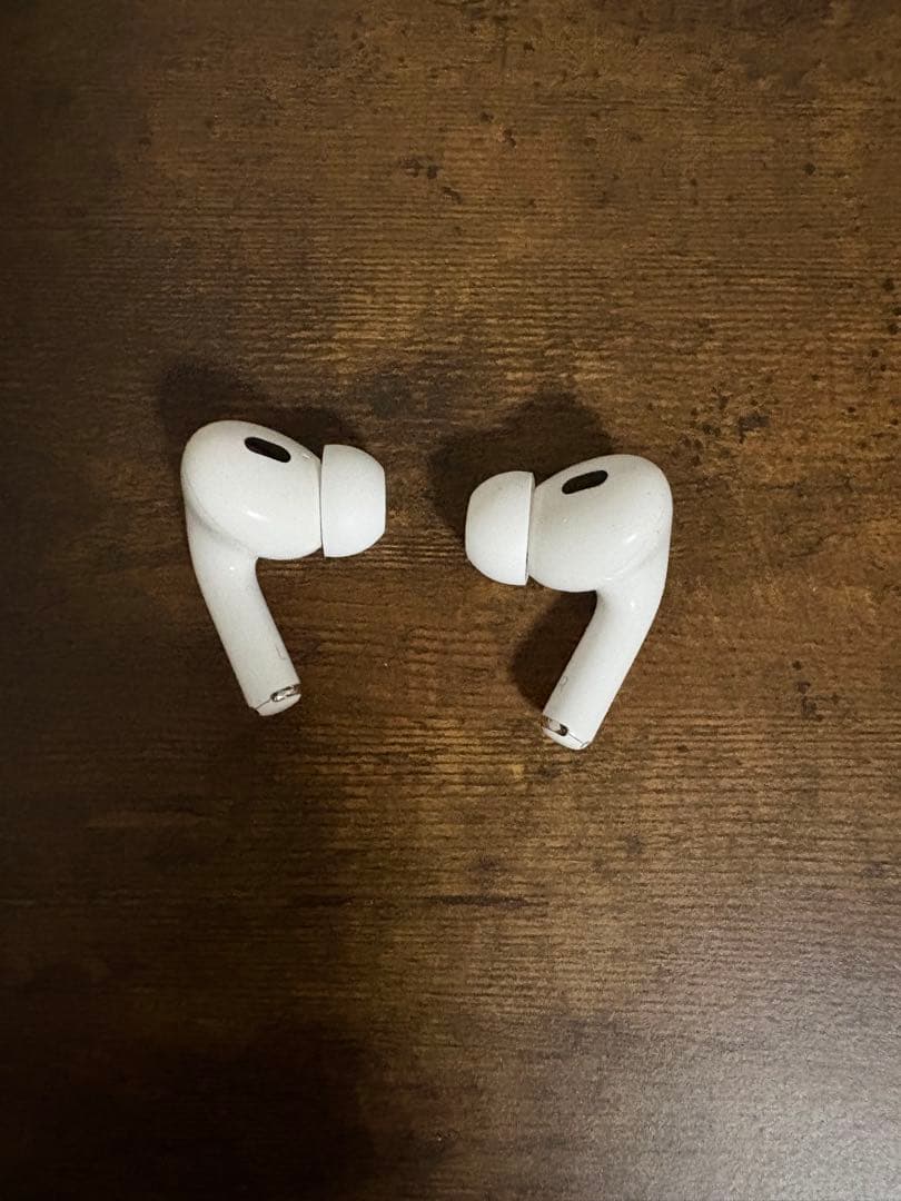 AirPods Pro2 充電口Lightning 箱付 ※破損品(動作確認)