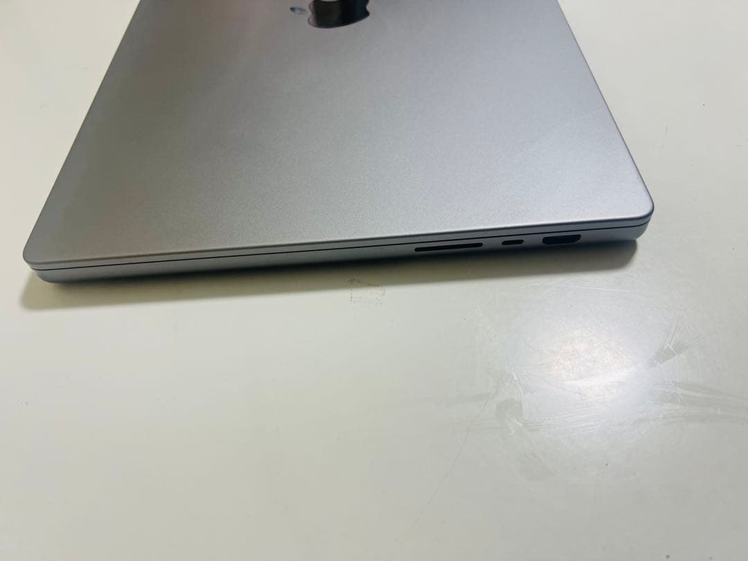 Macbook M1 Pro 2021 16インチ 16GB/512GB