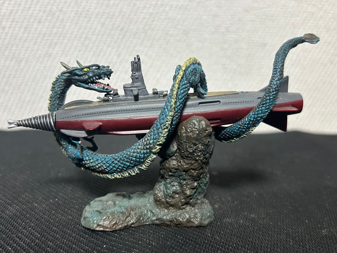 特撮大百科　ラッキーフィギュア海底軍艦　マンダ　轟天号　セット