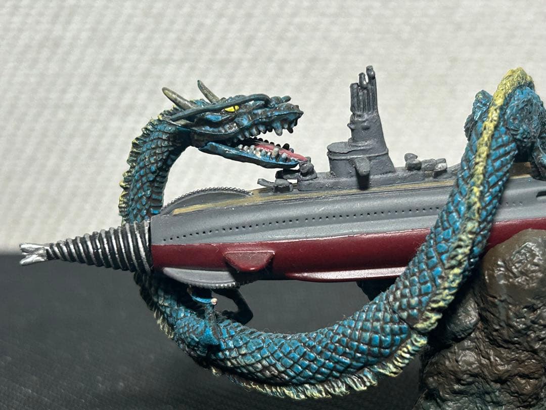 特撮大百科　ラッキーフィギュア海底軍艦　マンダ　轟天号　セット