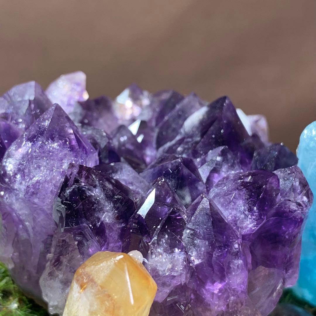 5.ファンタジーワールド☆天然石の世界☆ディスプレイケース付き