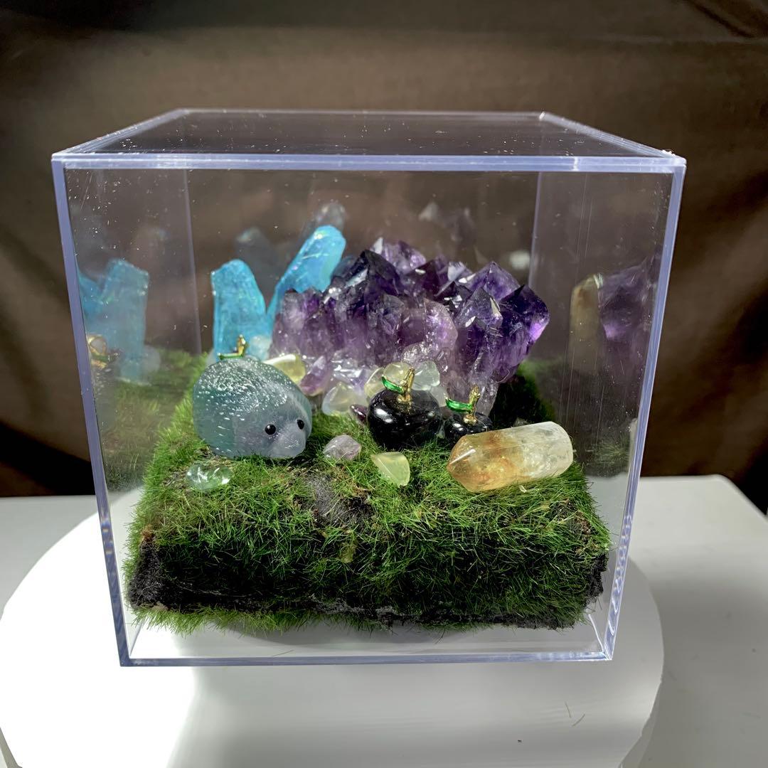 5.ファンタジーワールド☆天然石の世界☆ディスプレイケース付き