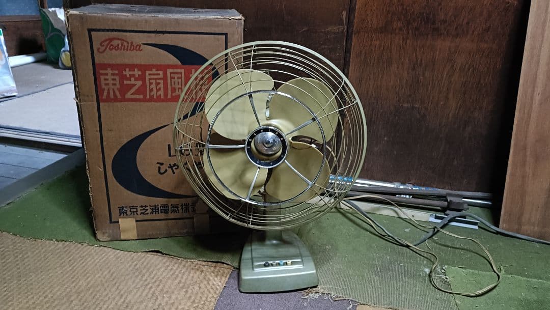 Toshiba LG型 家庭用扇風機 オリーブグリーン
