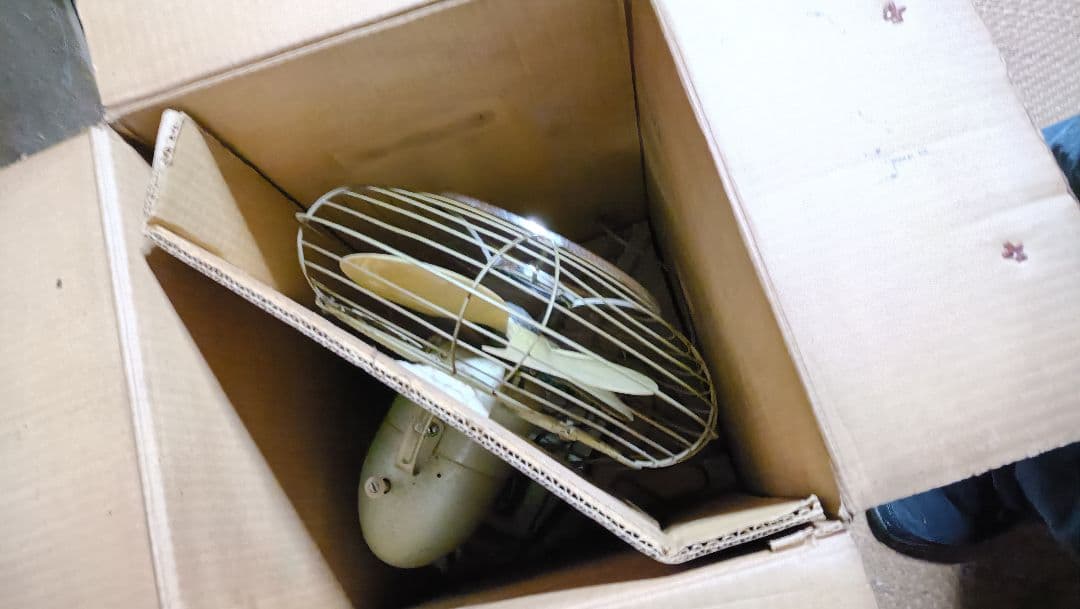 Toshiba LG型 家庭用扇風機 オリーブグリーン