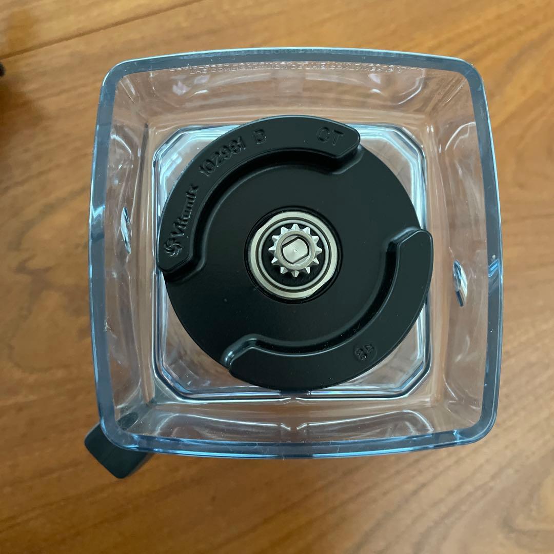 Vitamix VM0111付属 2Lコンテナ＆タンパー 未使用