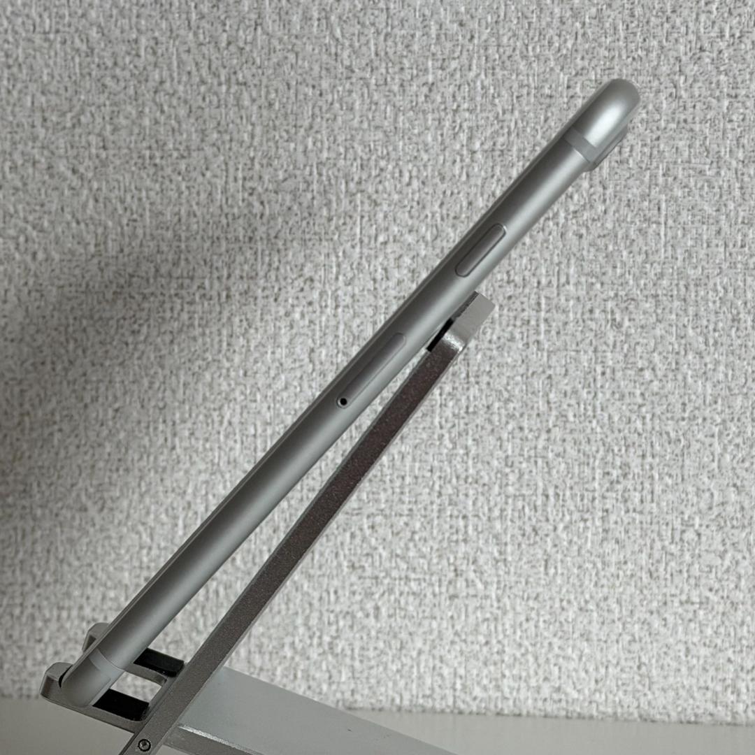 k*i様 iPhone 7 シルバー 128GB SIMフリー