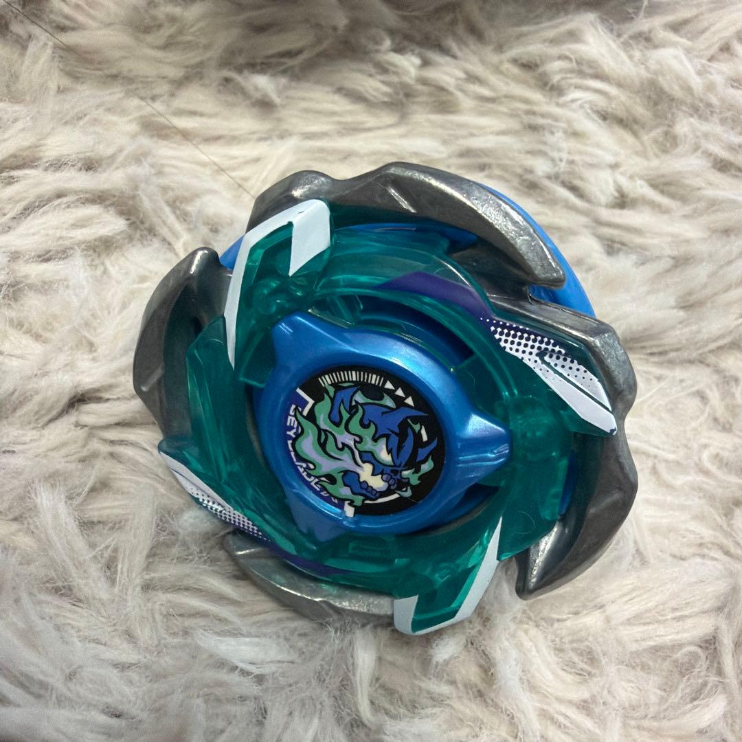 ベイブレードX ヘルズリーパー　T4-70K 2カラーセット