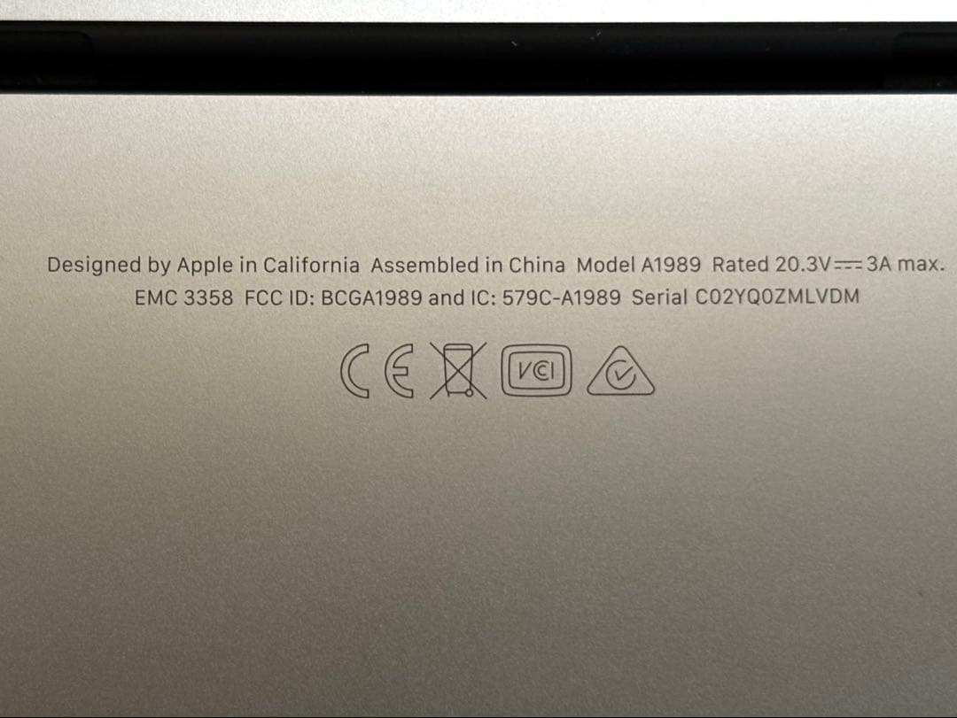 MacBook Pro 13㌅ i7 2.8GHz 16GB 512GB