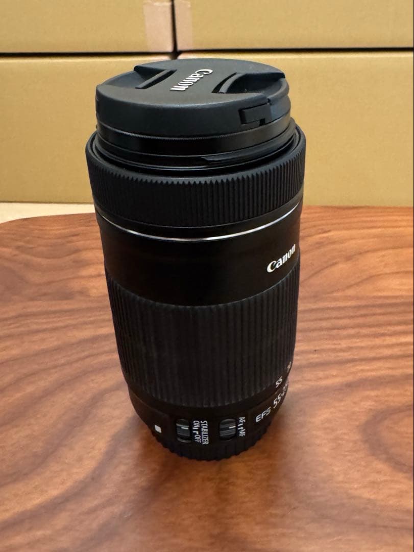 Canon EOS Kiss X9 ダブルズームキット（カメラバッグ付き）