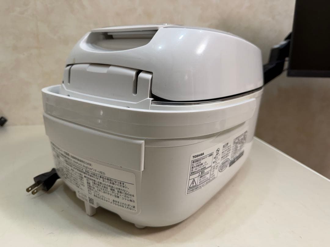 TOSHIBA RC-10VXN 圧力IH炊飯ジャー炊飯器
