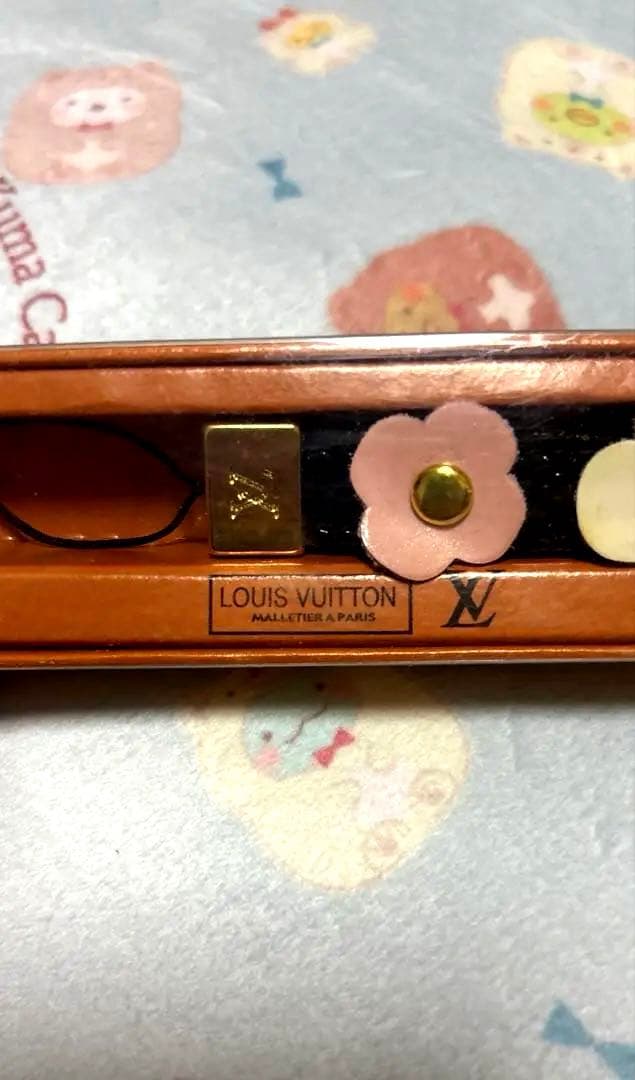 ⚠️今から１時間限定セール中⚠️激レア⚠️ルイヴィトン　ストラップ