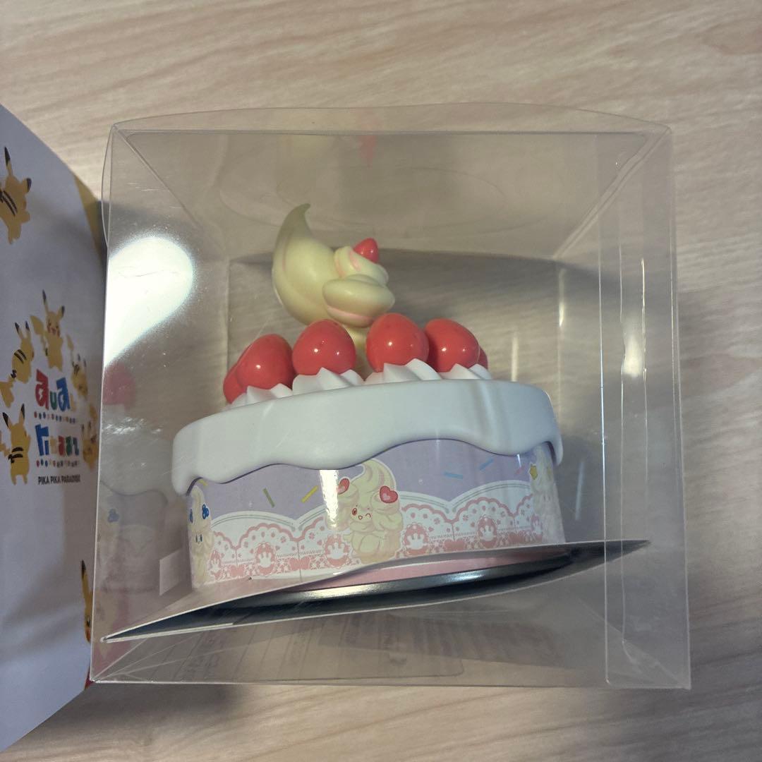 ポケパーク カントー ピカチュウ ミニケース　マホイップ　キャンディ　2点セット