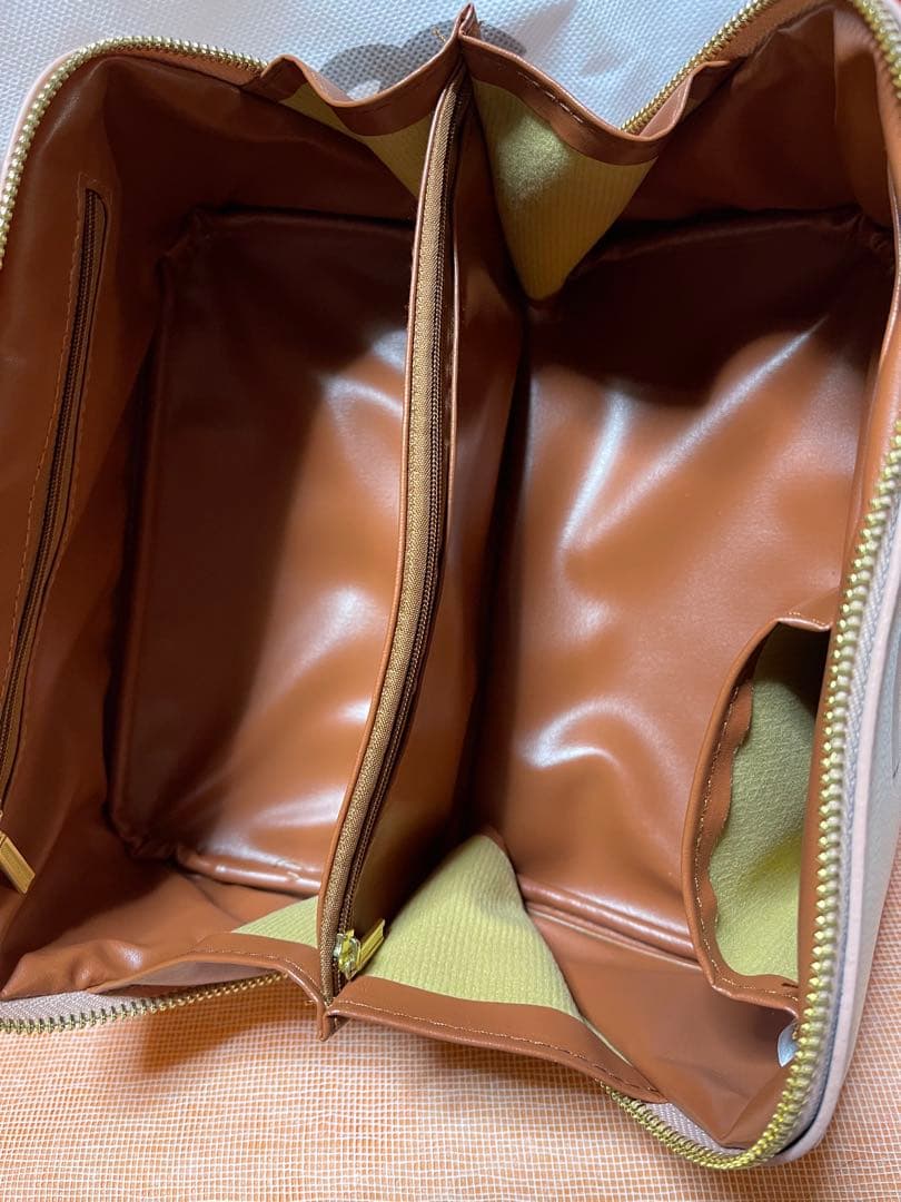 CHANELノベルティバニティポーチ