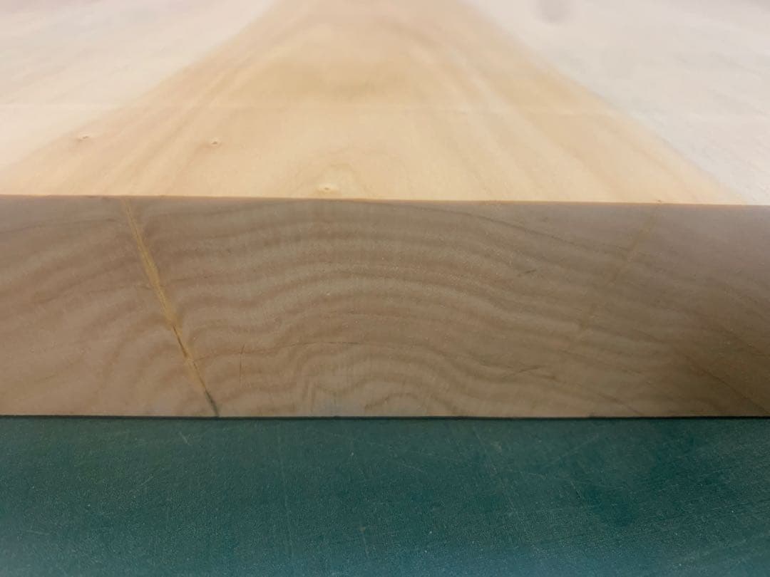 ☆ホース ☆勿体ない大きなイチョウまな板【サイズ㎜865✖︎395厚み40】