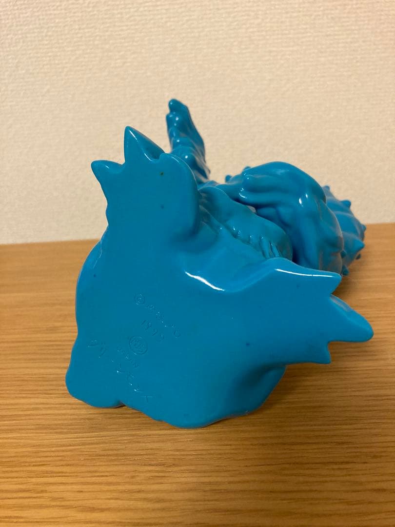 M1号　グリーンモンス　水色成型