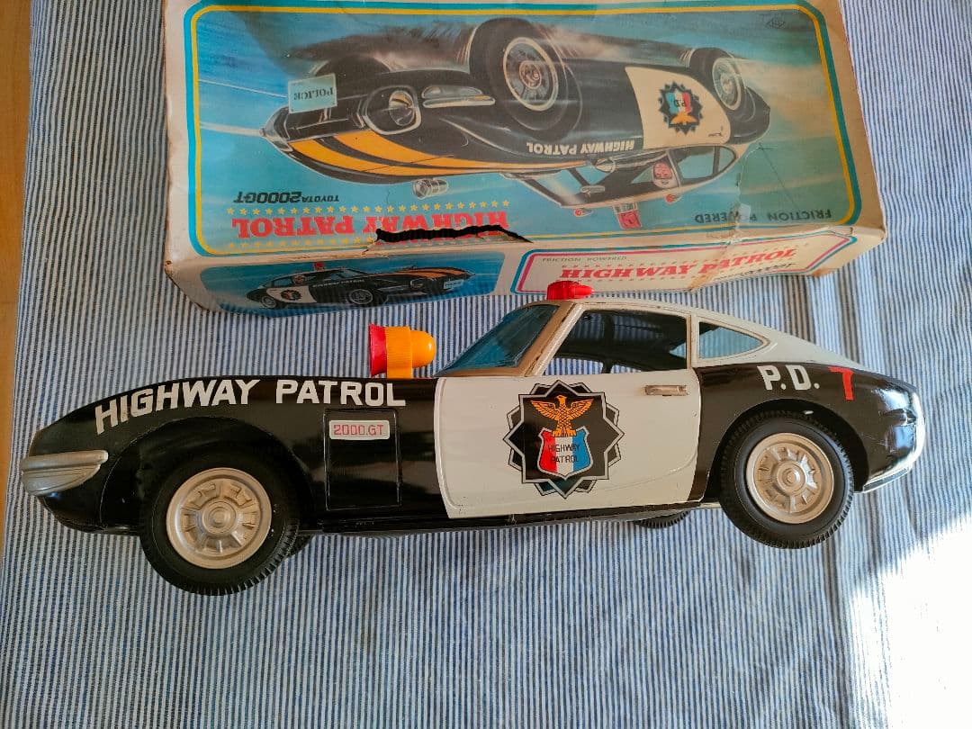 野村トーイ　トヨタ 2000GT P.D パトカー ブリキ