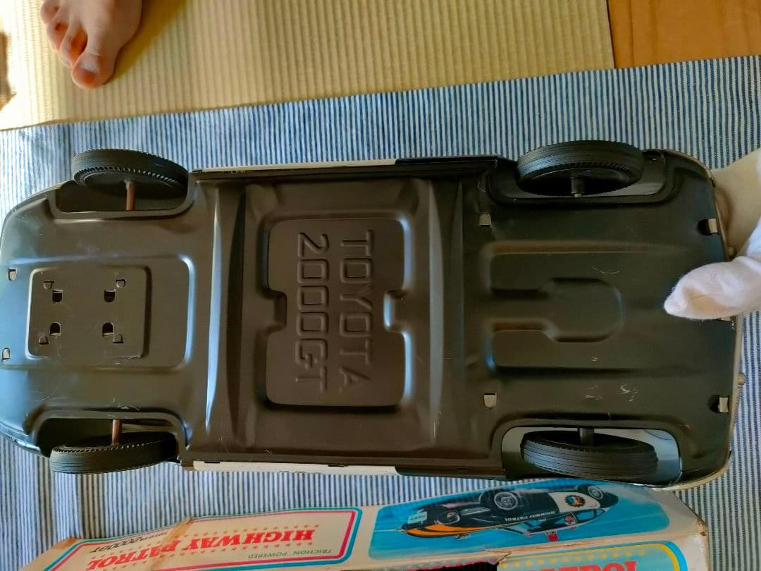 野村トーイ　トヨタ 2000GT P.D パトカー ブリキ