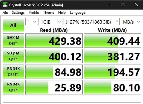 新品に近い　SATA III 4TB 2.5インチSSD