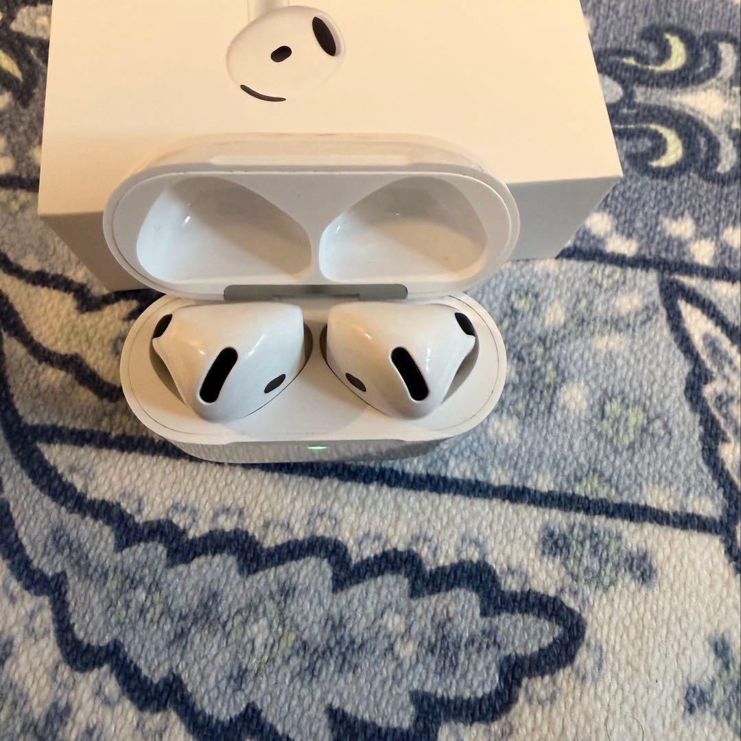 AirPods4 アクティブノイズキャンセリング機能搭載