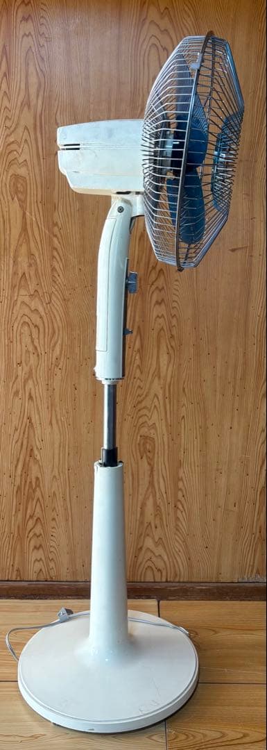 HITACHI 大型扇風機　 昭和レトロ アンティーク　動作未確認　ジャンク品