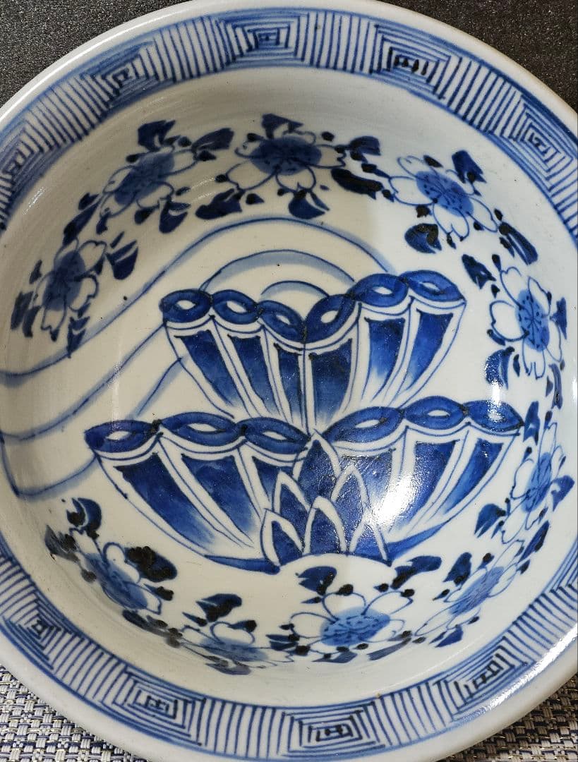 【図変わり古伊万里❗】江戸時代後期　 染付　花の図　18.7cm鉢　茶道具菓子鉢