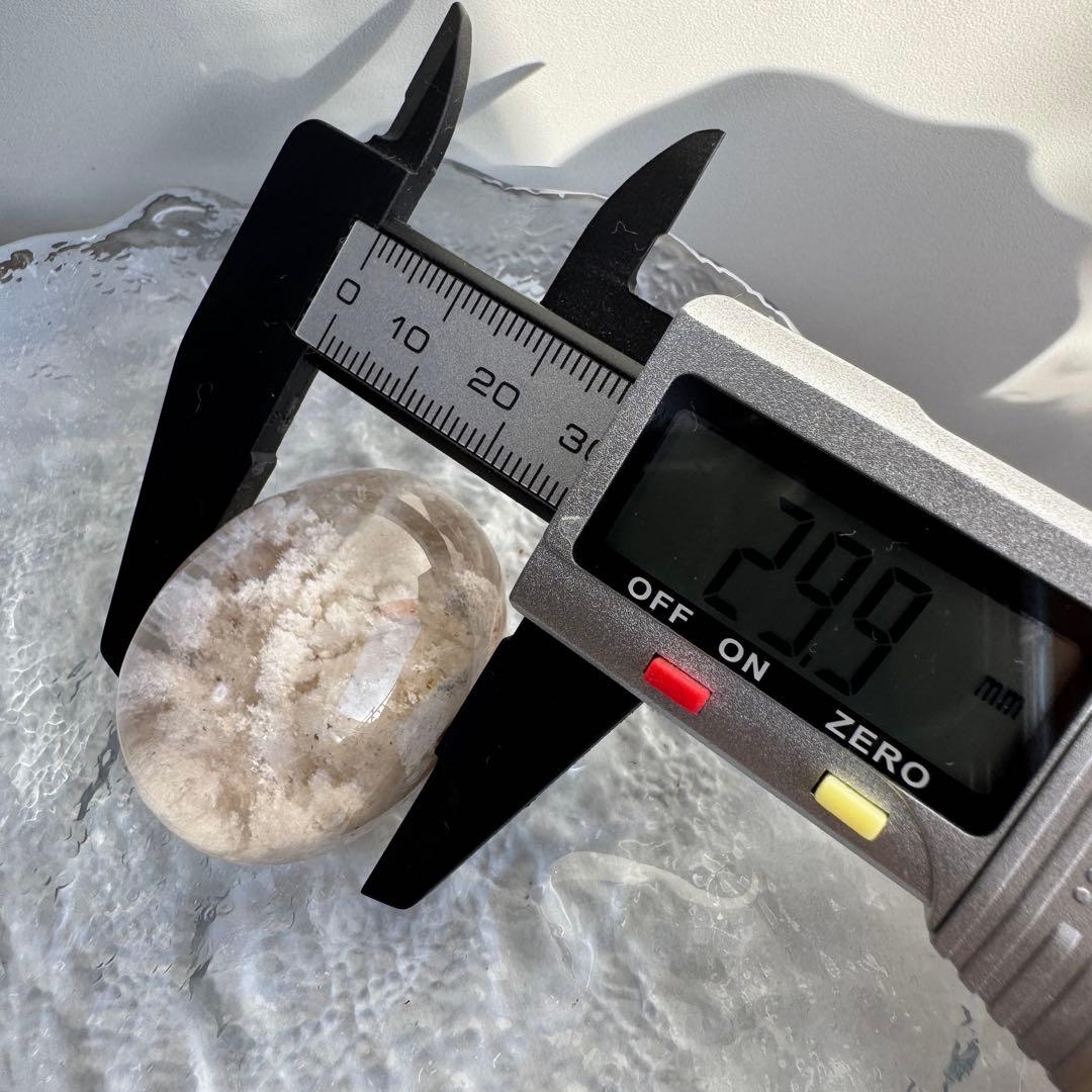 セール　一点もの　天然石　インテリア　置物　ガーデンクォーツ