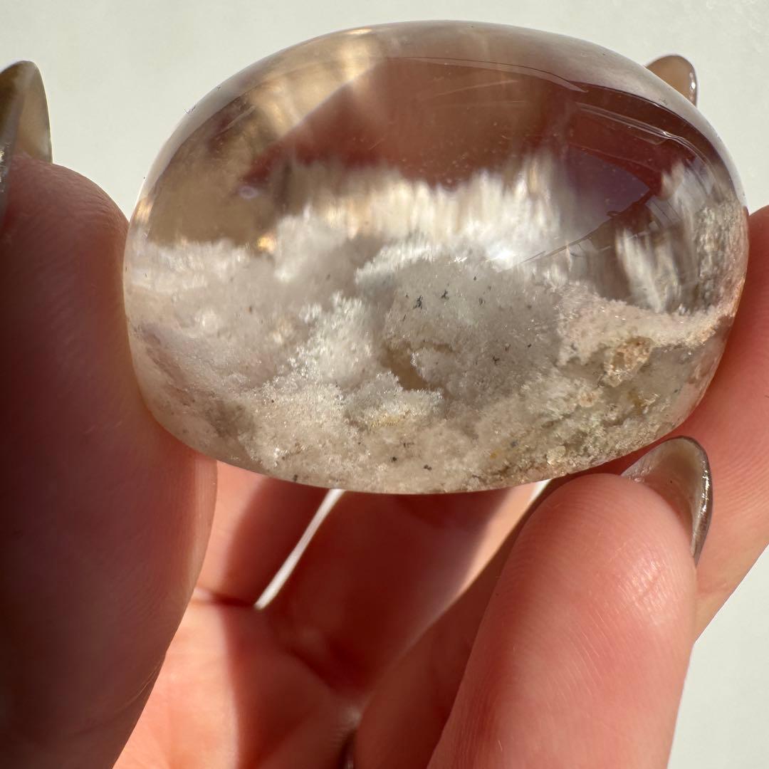 セール　一点もの　天然石　インテリア　置物　ガーデンクォーツ