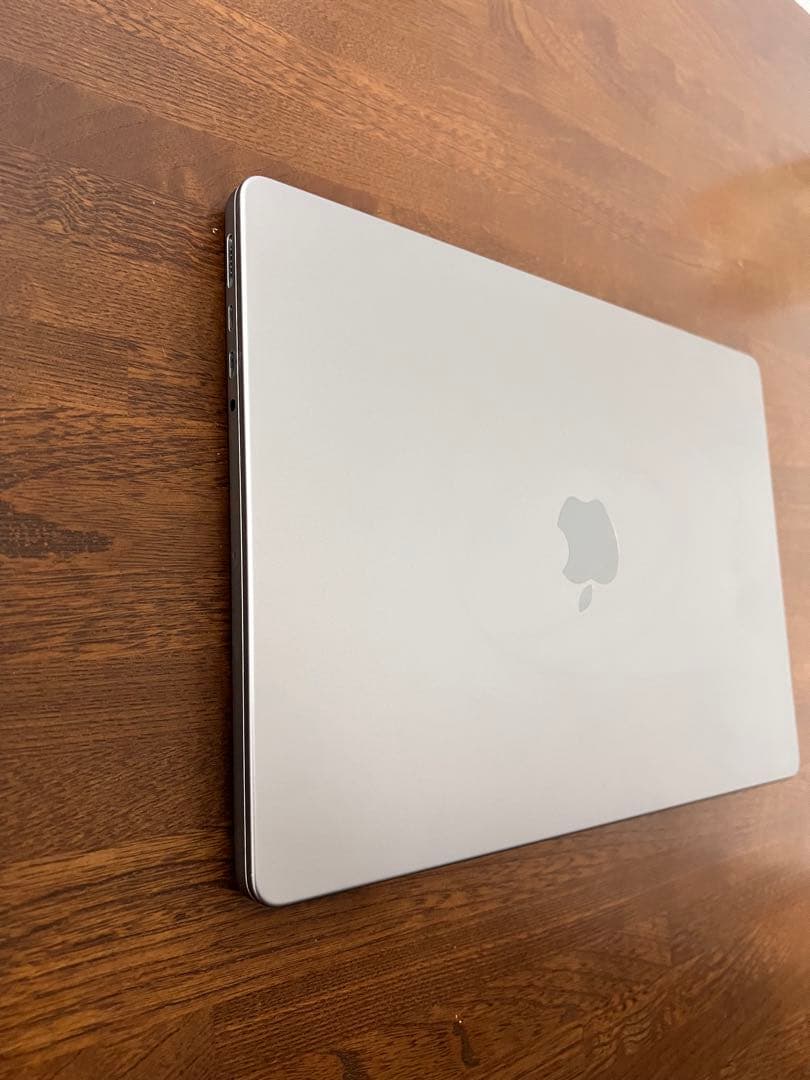 Macbook Pro 14インチ/M1 Pro /16GB/512GB