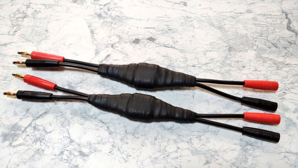 【新作】200段式カタパルト搭載　スピーカー中継ケーブルメス-オス26cm ペア