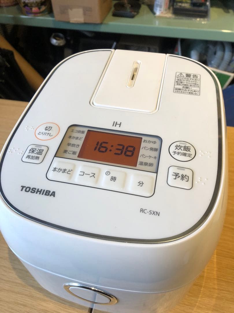【美品】TOSHIBA 炊飯器 RC-5XN 2021年製