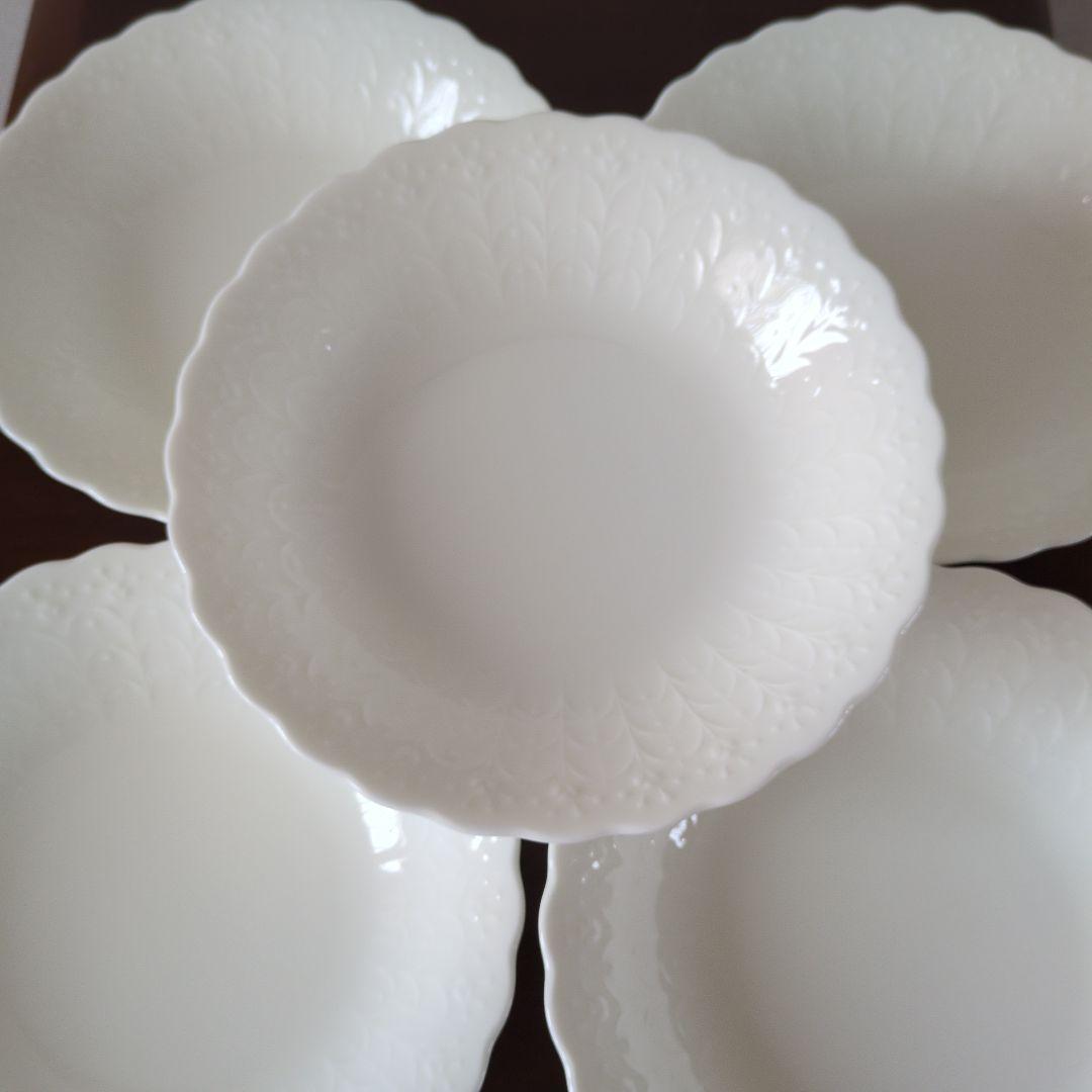 【未使用】NARUMI ボーンチャイナ シルキーホワイト ボウル＆小皿5枚セット