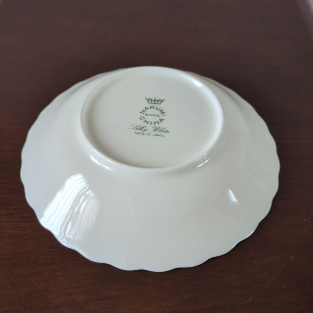 【未使用】NARUMI ボーンチャイナ シルキーホワイト ボウル＆小皿5枚セット