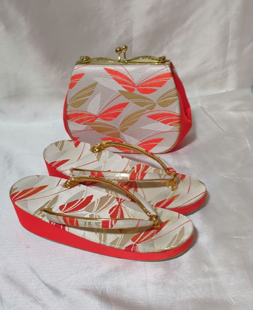 七五三　７歳　四つ身着物　御所車　鼓　 だらり帯　フルセット