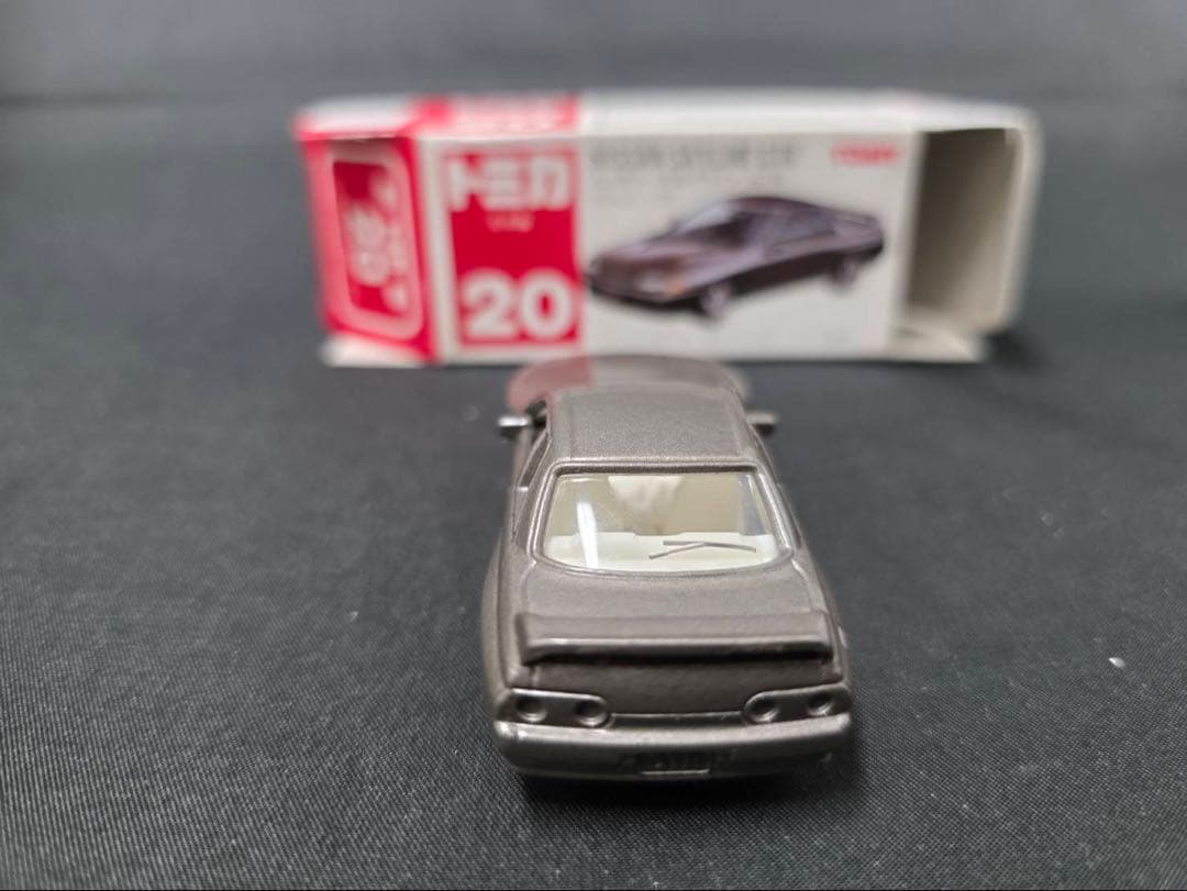 トミカ20ニッサンスカイラインGTR(日本製)