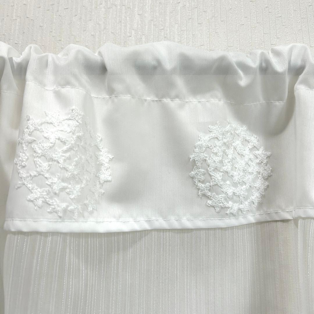 【tsuki専用】フリル付レースカフェカーテン　北欧風　花柄　かわいい　綺麗