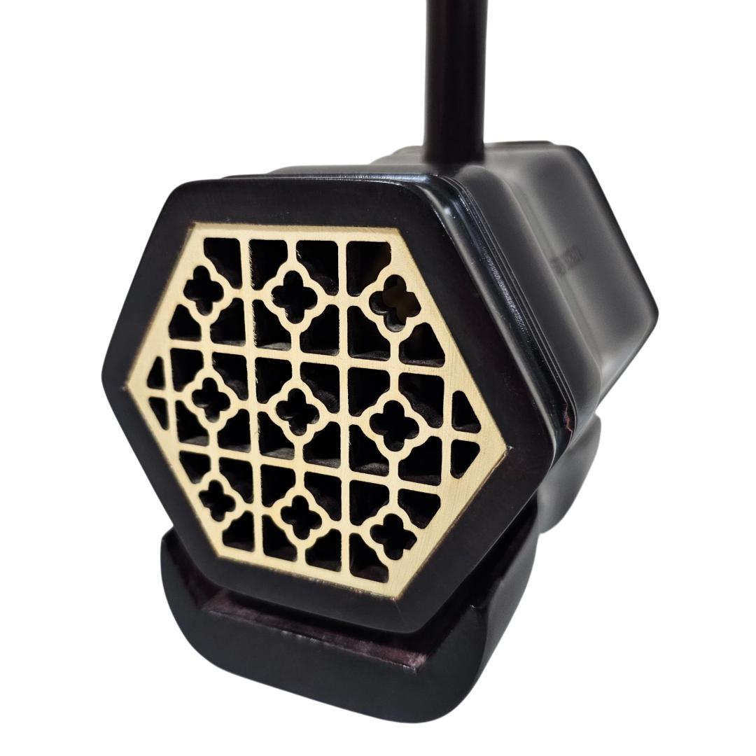 紅木 二胡 蛇皮 六角胴 刻印 弓・ケース付 付属品あり 中国民族楽器 本革