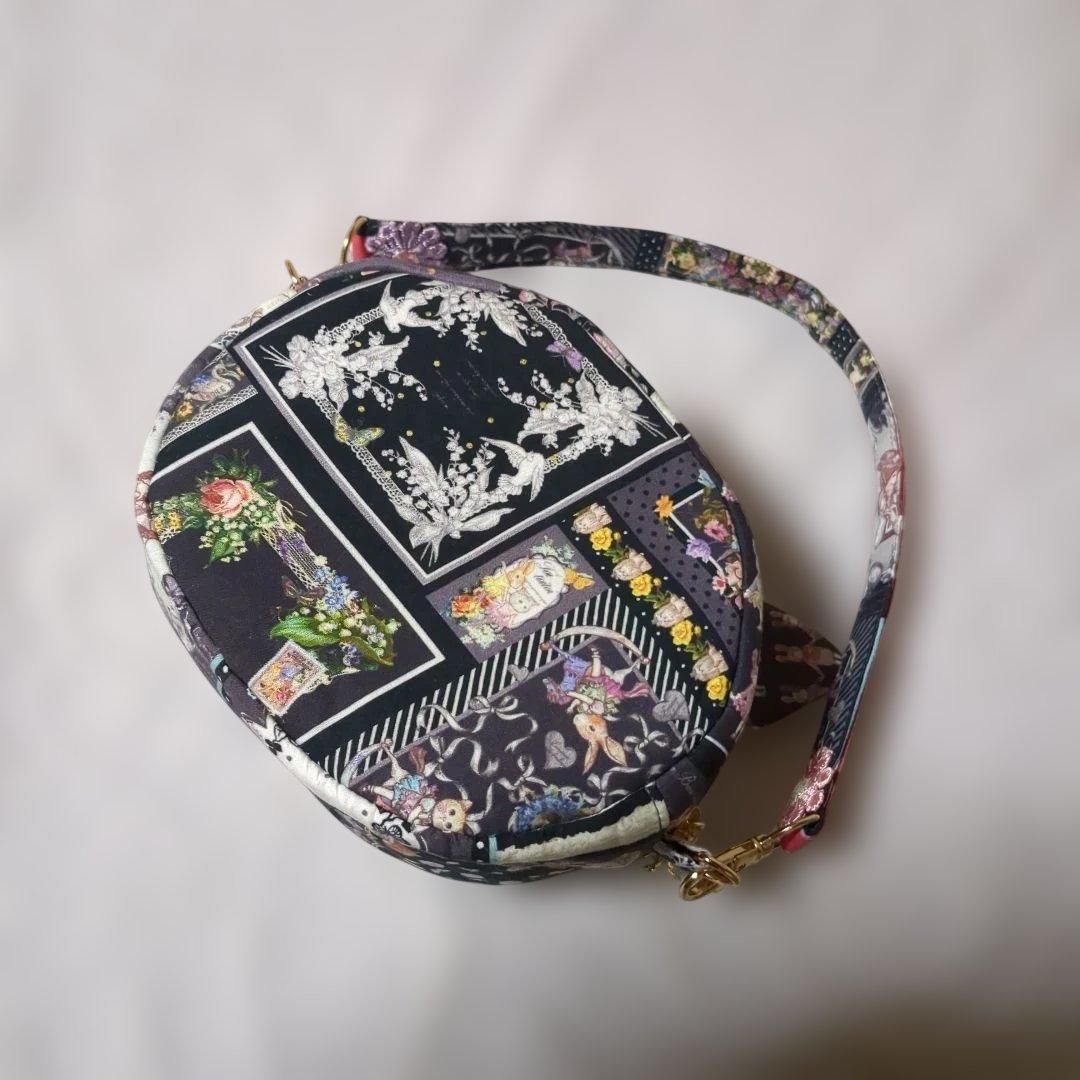 専用…ジョリーフルールマイリトルテイラー 幸せのハンカチーフ柄…コロンと猫ポーチ