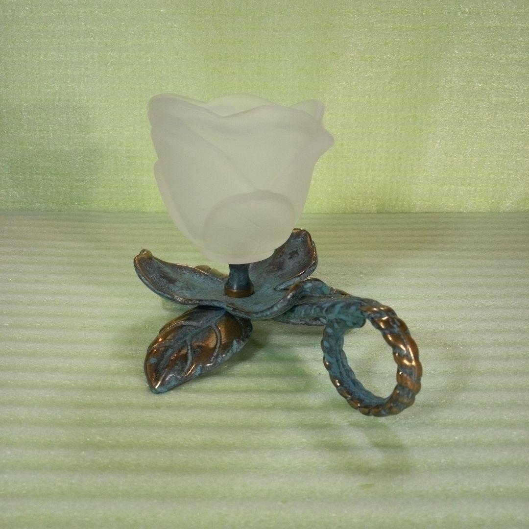 花形キャンドルホルダー　ティーライトキャンドル　花形