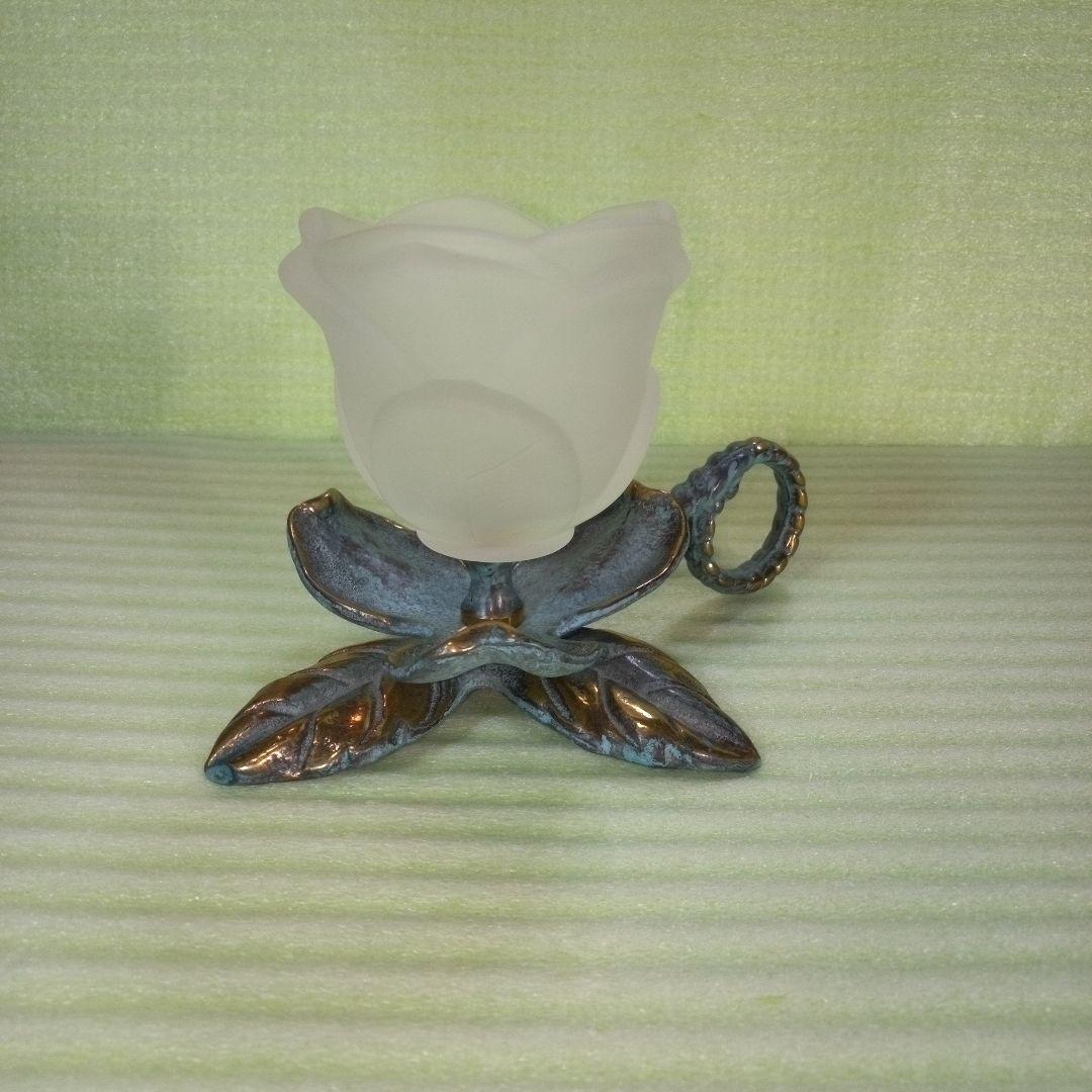 花形キャンドルホルダー　ティーライトキャンドル　花形