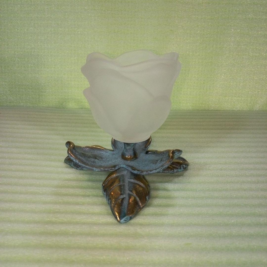 花形キャンドルホルダー　ティーライトキャンドル　花形