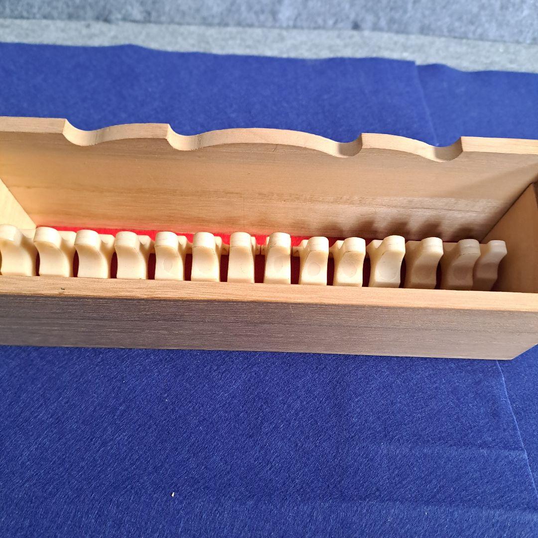 和楽器　お琴の柱