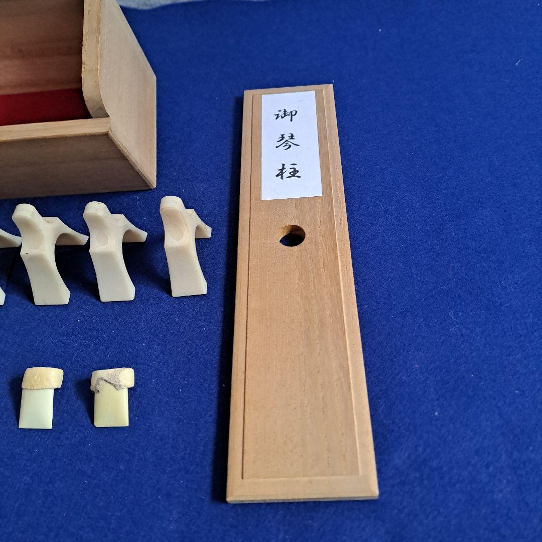 和楽器　お琴の柱