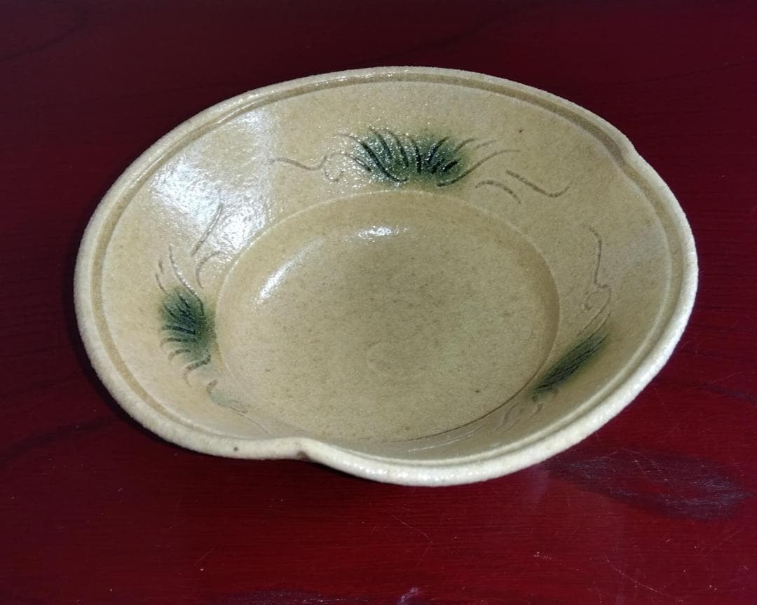 大嶋久興　美濃焼の名工　【子の日窯】　黄瀬戸「油揚げ手」希少三方捻り向付け逸品