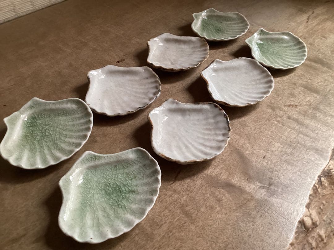 【極美品】伊賀焼、志野焼帆立小皿　4＋4枚の8枚セット 箱無し