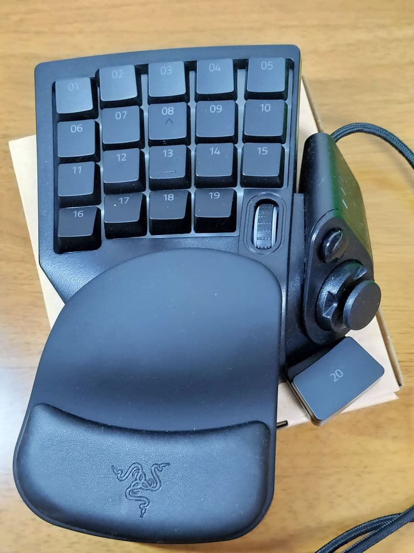 Razer TARTARUS V2 ゲーミングキーパッド