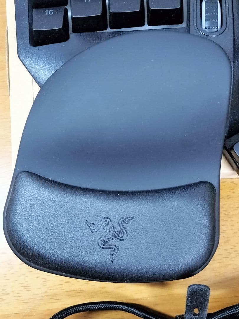 Razer TARTARUS V2 ゲーミングキーパッド