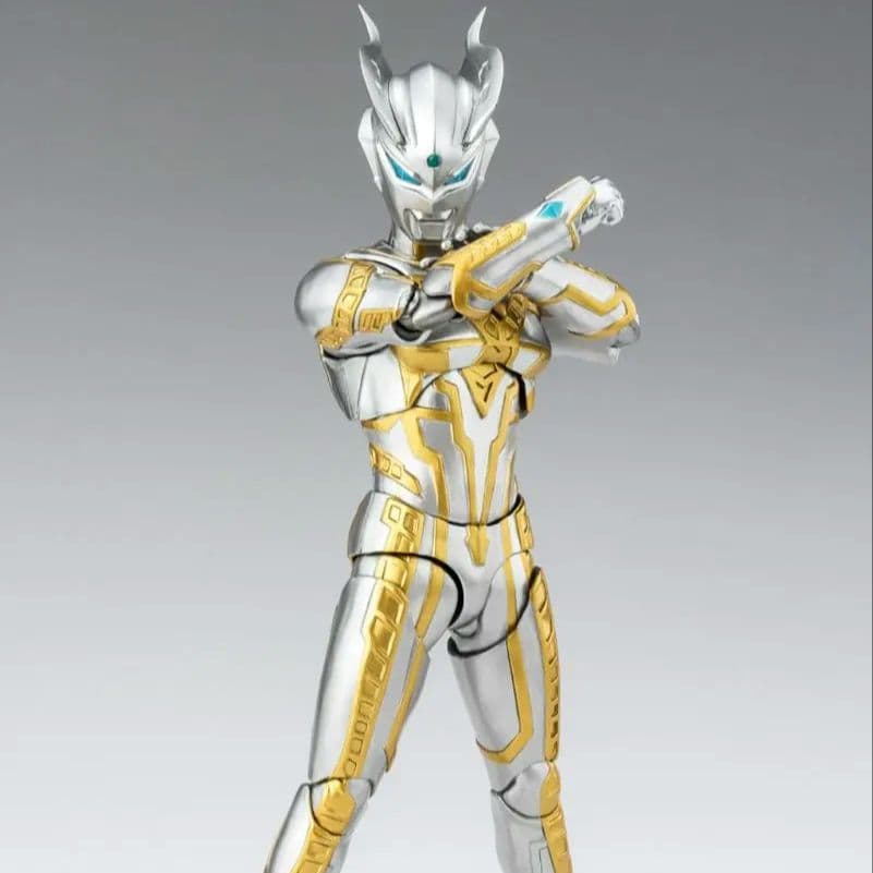 フィギュアーツ Figuarts ウルティメイトシャイニングウルトラマンゼロ