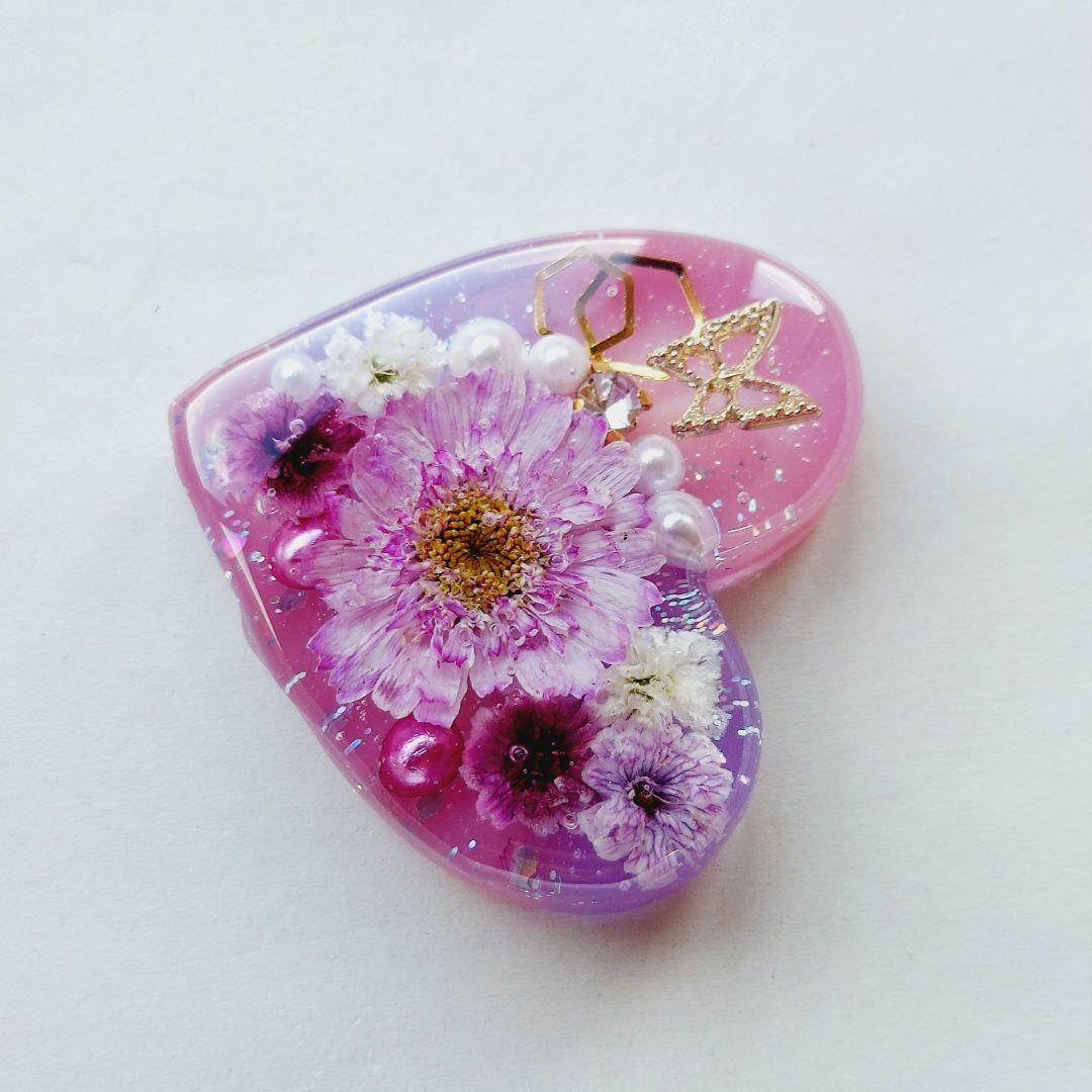 【1701】レジン　マトリカリア　ヘアゴム　ポニーフック　ブロ―チ　ハンドメイド