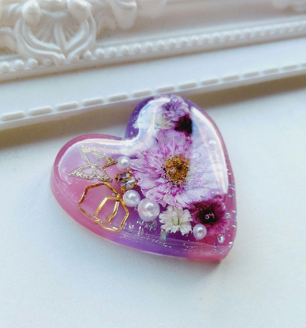 【1701】レジン　マトリカリア　ヘアゴム　ポニーフック　ブロ―チ　ハンドメイド