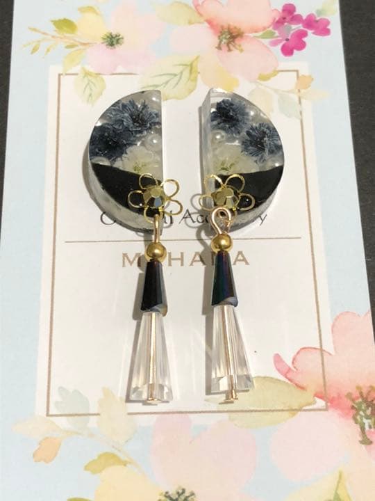 かるはさん専用♡monotoneかすみ草 ピアス イヤリング